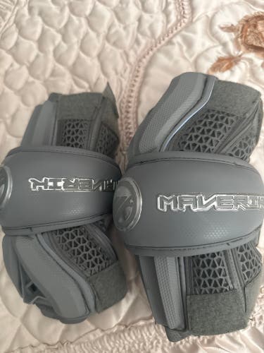 Large Adult Maverik Rome Arm Pads (New)