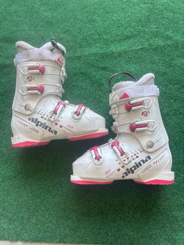 Kid's Alpina AJ4 Ski Boots (Used) | Mondo 24.5 (288mm)