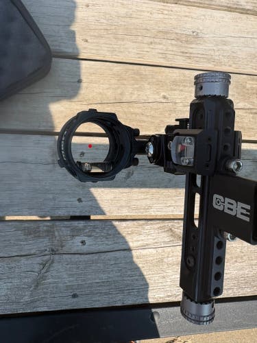 CBE Vertex sight Used)