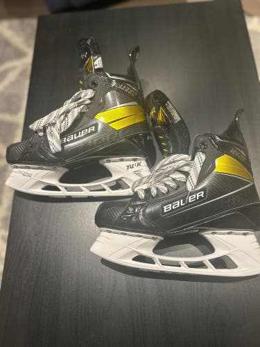 Brand New UltraSonic Hockey Skates