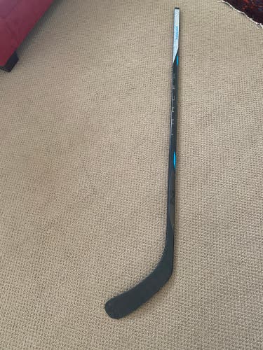 Junior Bauer Nexus Tracer Left Hand Hockey Stick P92 40 Flex Pro Stock (Used)