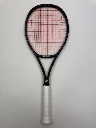 Yonex Vcore Pro 97 310 2017, 4 1/4 Good Condition
