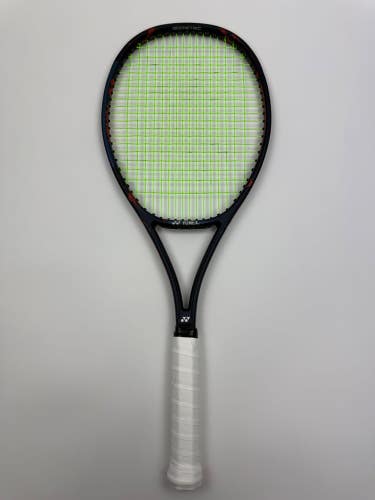 Yonex Vcore Pro 97 310 2017, 4 3/8 Excellent 9/10