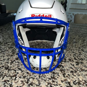 Riddell SpeedFlex Football Helmet – Adult Medium-Reconditioned (Used)