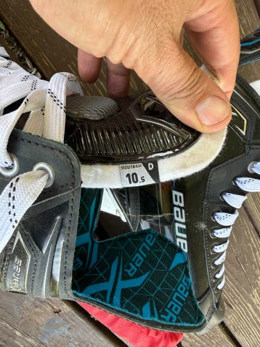 Bauer X Hockey Skates 10.5 (Used)