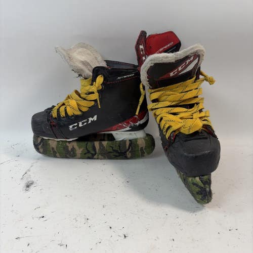 CCM Jetspeed FT475 Hockey Skates, 3D