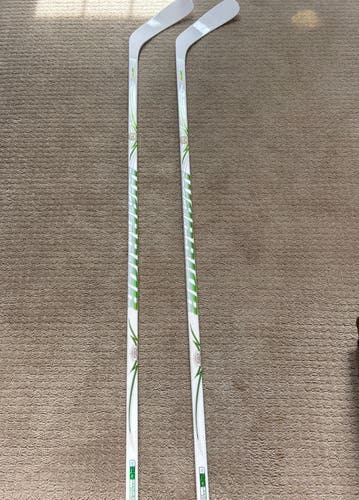 Senior Warrior Alpha Deluxe Right Handed Hockey Stick W03 75 Flex (New)