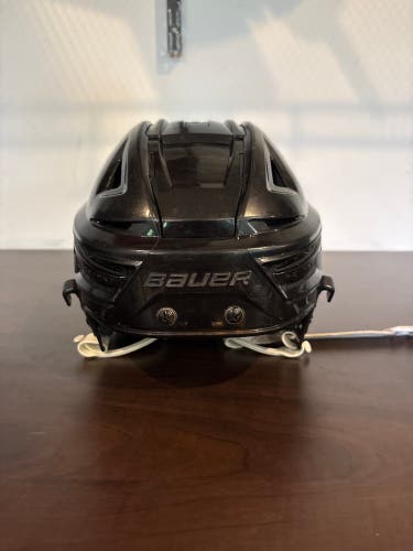 Medium Bauer Re-Akt 150 Helmet Pro Stock (Used)