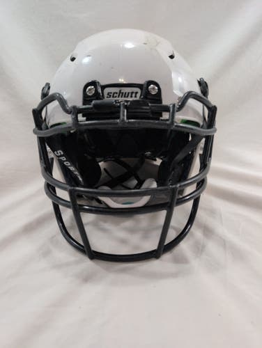 White Youth Large Schutt Vengeance A3 Helmet (Used)