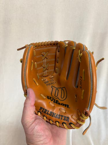 RH Wilson A2614 Baseball Glove (Used)