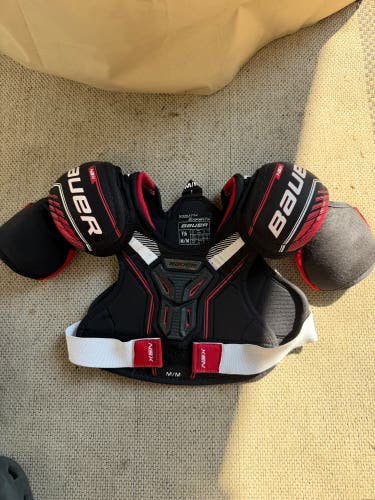 Medium Youth Bauer NSX Shoulder Pads (Used)
