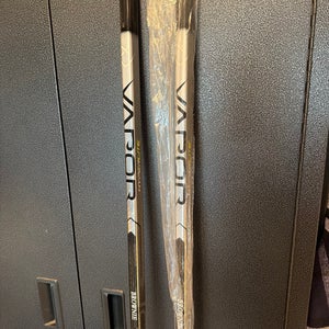 Senior Bauer Vapor Hyperlite Right Handed Hockey Stick P92 77 Flex Pro Stock (New)