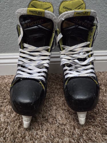 Bauer Supreme Comp Hockey Skates 8.5 (Used)