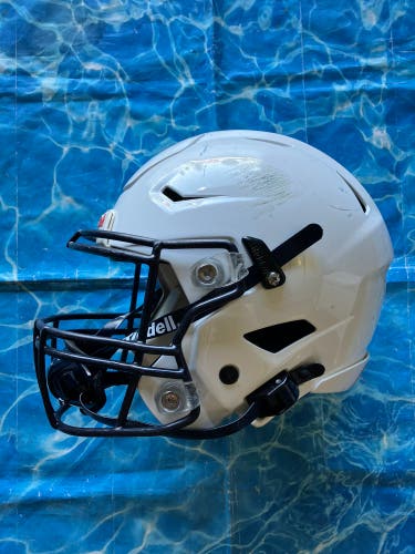 Adult Medium Riddell SpeedFlex Helmet (Used)