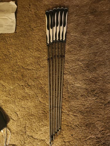 6 - Memphis 10 True Temper Golf Shafts: 34.5" - 37" - Callaway Golf Pride Grips