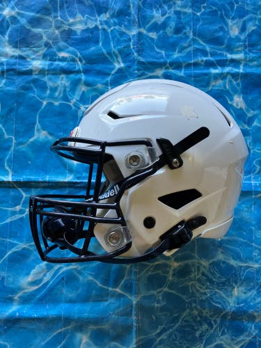 Adult Medium Riddell SpeedFlex Helmet (Used)