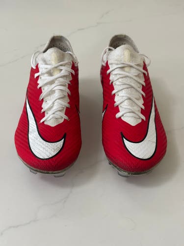 Red Men's Size M 7.0 (W 8.0) Nike Mercurial Vapor 15 Cleats (Used)