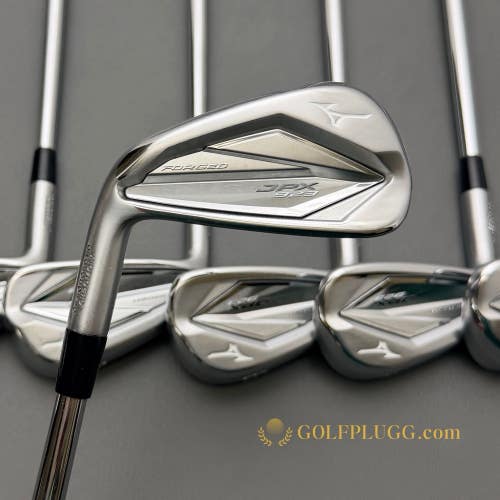 Left-Handed Mizuno JPX 923 Forged Iron Set 4-PW / Dynamic Gold Steel, Stiff (51)