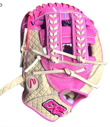 11.75” Cross Weave Pink Edition Lefty Love