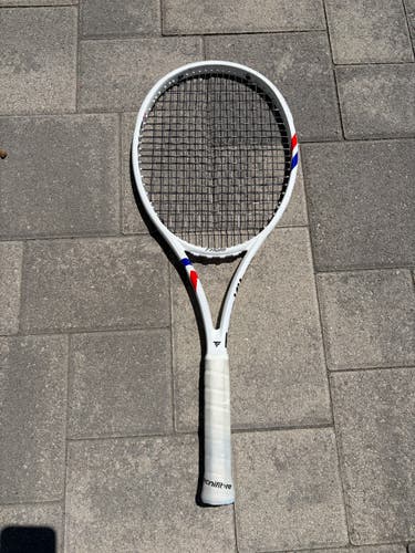 Adult Technifibre T-Fight Tennis Racquet (Used)