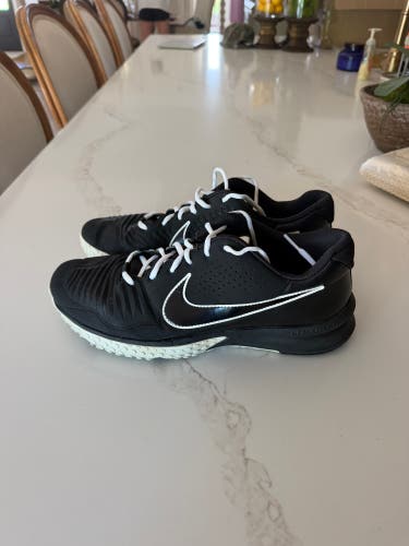 Adult Nike Alpha Huarache Elite Turf Shoes Black Men's Size M 11.5 (Used)