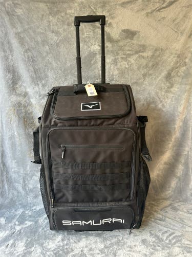 Black Mizuno Samurai Wheeled Catcher's Bag (Used)