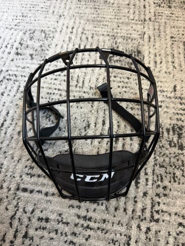 Medium CCM FM580 Full Cage (New)
