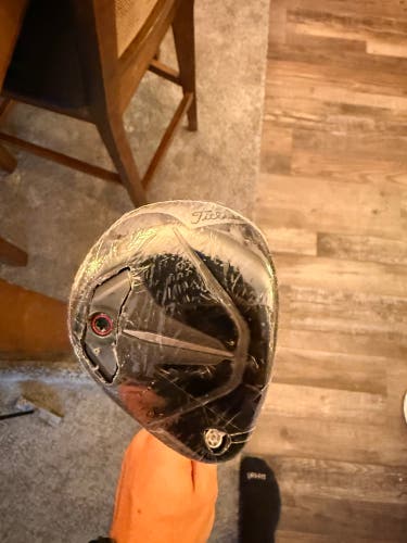 2023 Titleist TSR1 Right Handed Hybrid Regular Flex 5H 23 degree
