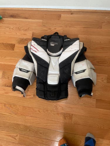 Custom Medium 2022 Bauer Hyperlite Goalie Chest Protector Pro Stock (Used)