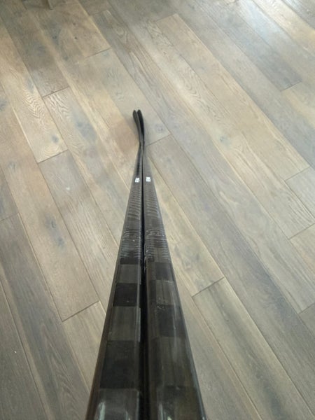 2 PACK Warrior Covert QR6 PRO Pro Stock Hockey Stick 90 Flex P14 Right