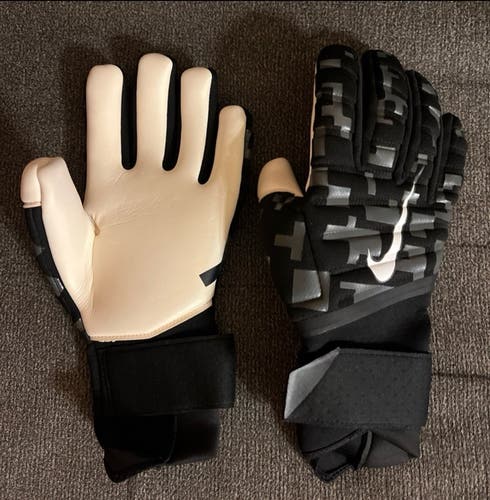 NEW Nike Phantom Elite Promo Soccer Goalkeeper Gloves Size 11
