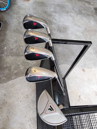 Top Flite Right Handed Iron Set Senior Flex