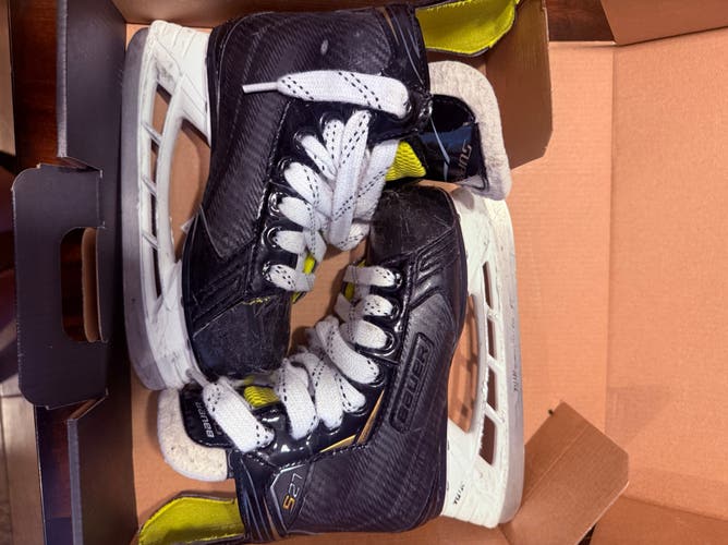 2018 Bauer Supreme S27 Hockey Skates 13 (Used)
