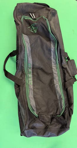 New Louisville Slugger RIG Wheeled Baseball Player Bag