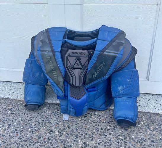 Bauer Mach Goalie Chest Protector (Senior Small)
