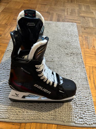 (New) Bauer Supreme Shadow Hockey Skates 8 With Blades