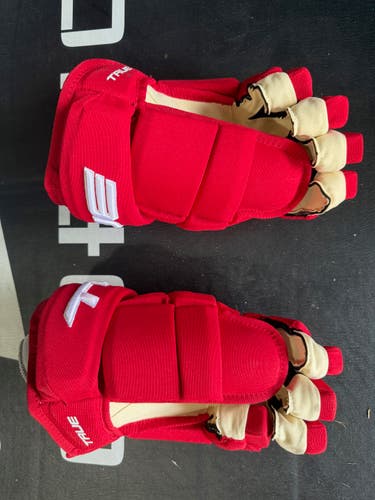 True Pro 4 Roll Gloves 14" (Used)