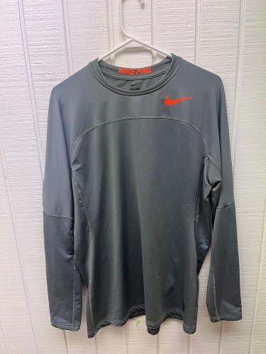Nike Pro Hyperwarm Men’s Large Fitted LS Athletic Shirt Gray Orange Activewear