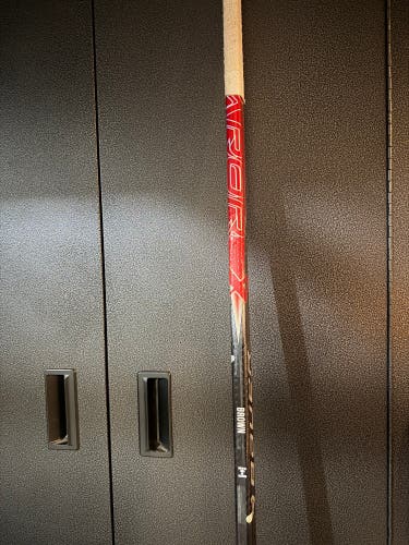 Senior Bauer Vapor Flylite Right Handed Hockey Stick 82 Flex (Used)
