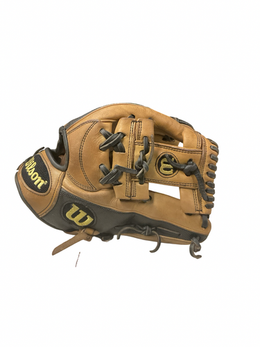 Used Wilson A2000 BB/SB Glove RH Throw Black 11 3/4" 11834-S000055123