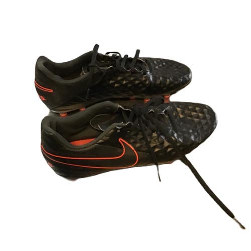 Used Nike AT6107-060 Soccer Cleats Black Senior 10.5 11730-S000073138