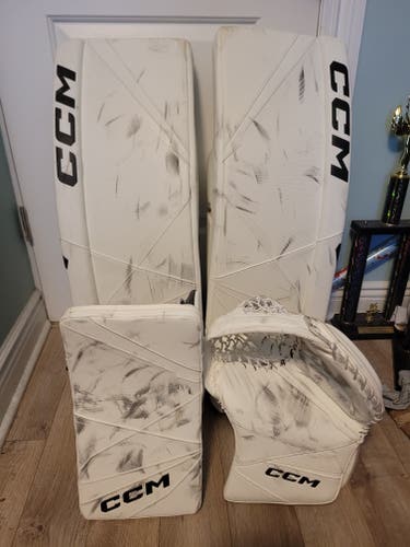 34"+1" CCM Axis 2 Regular Goalie Full Set (Used)