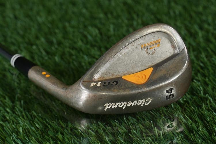 Cleveland CG14 54 Sand Wedge Golf Club Zip Grooves Dynamic Gold Wedge RAW RH
