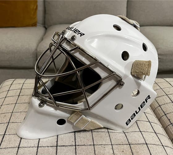 Large 2023 Bauer 960 Goalie Mask Pro Stock (Used)