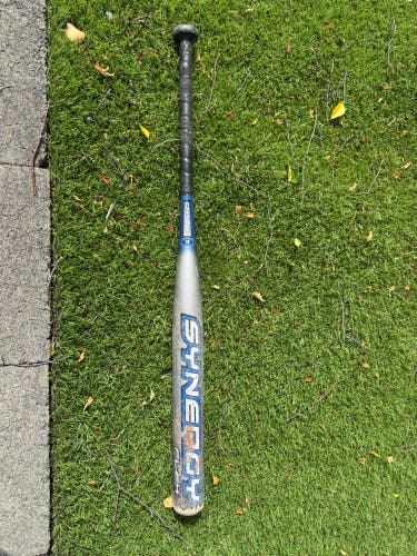 Easton Synergy Bat 30 oz 34" (Used)