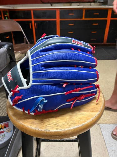 2025 Wilson A2K LH Outfield Baseball Glove 12.5" (New)