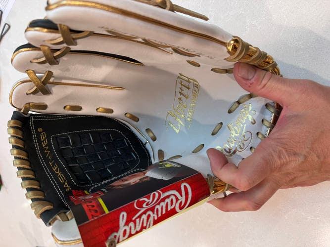 2025 Rawlings Liberty Advanced RH Outfield Softball Glove 12" (New)