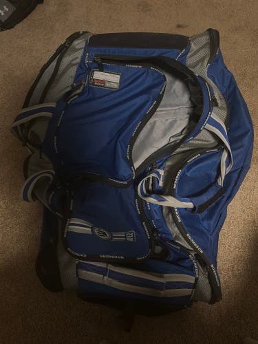 NO E2 Catcher's Bag (Used)