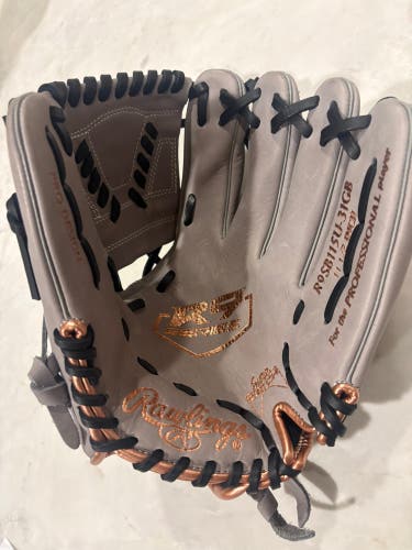 Rawlings R9 RH Softball Glove 11.5" (New)