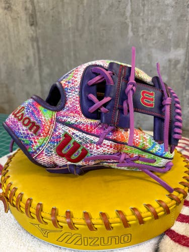 Wilson A2000 1786 11.5" Psychedelic Infield Baseball Glove